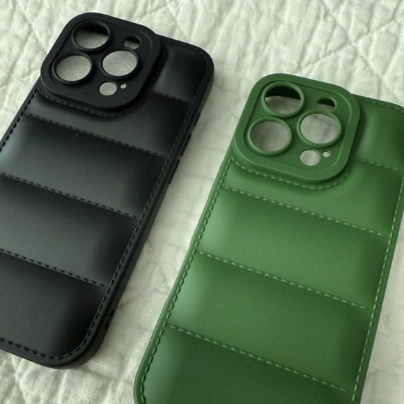 iPhone 16 Pro Black & Green Smartphone Cases - Picture 2 of 4